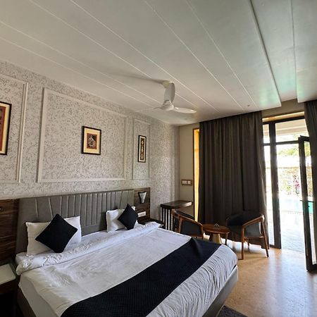 Sukoon Resort พุชการ์ ภายนอก รูปภาพ