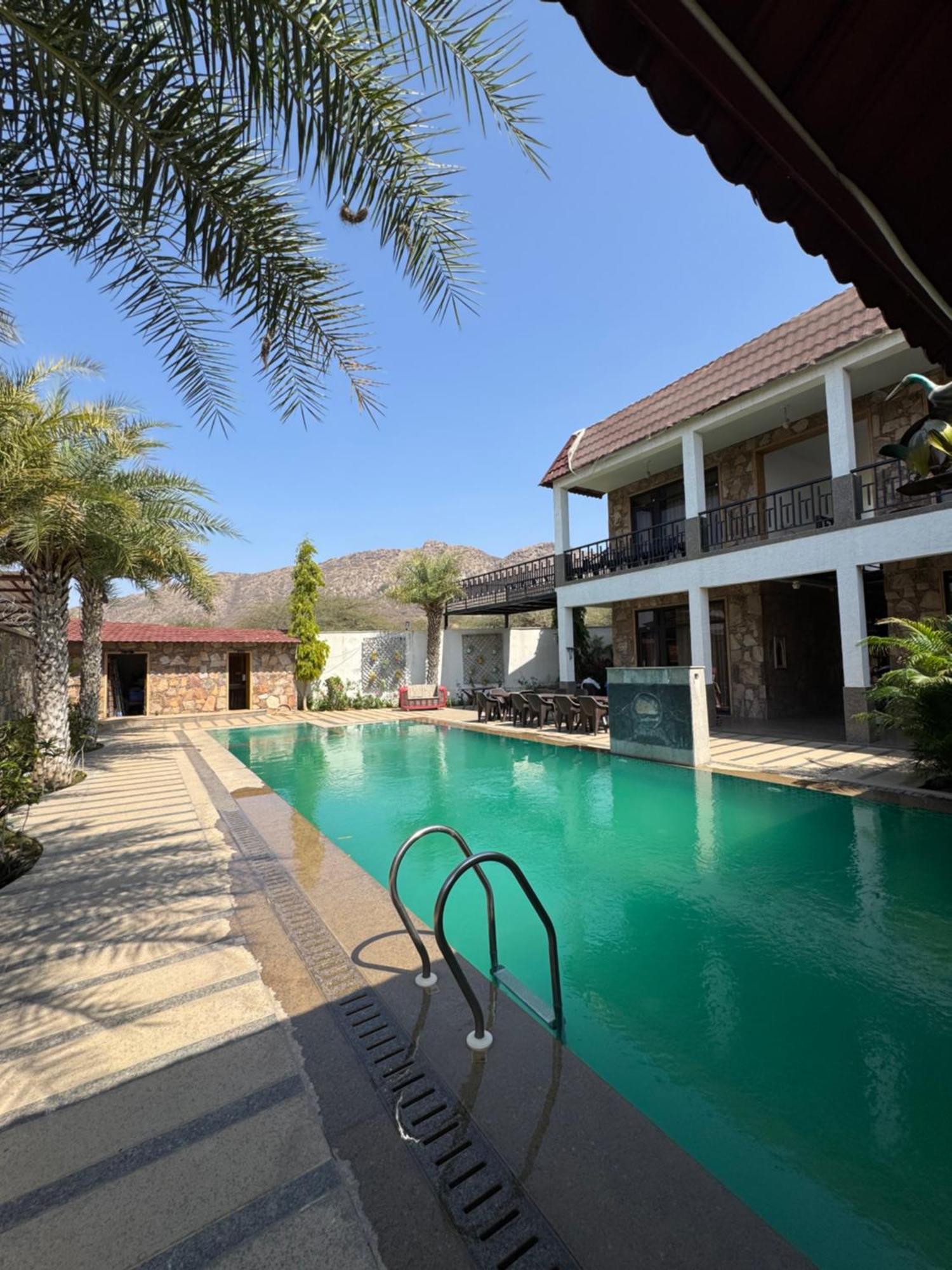 Sukoon Resort พุชการ์ ภายนอก รูปภาพ